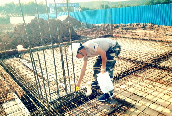 12�µ���������ʻ����Ŷ������ֳ����濪չ�������װ��顣���������ӿ� ��.jpg