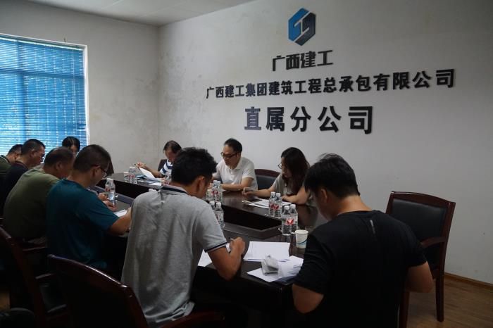 3�ۻ��ֳ��������������� ��700.JPG