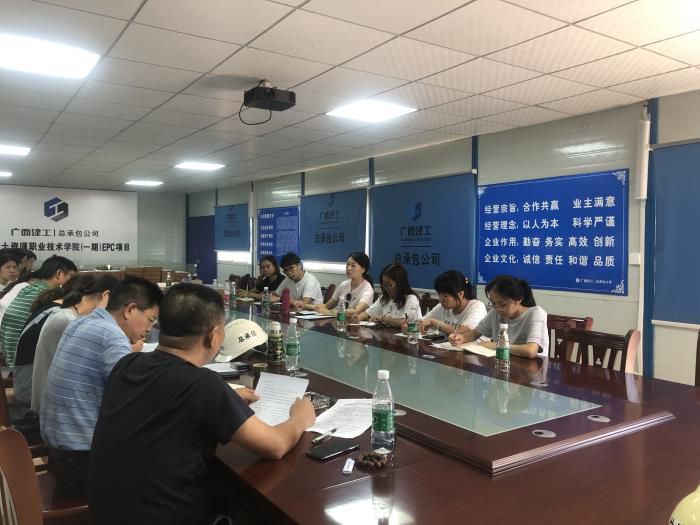 4����ֳ�������»� ��700.jpg