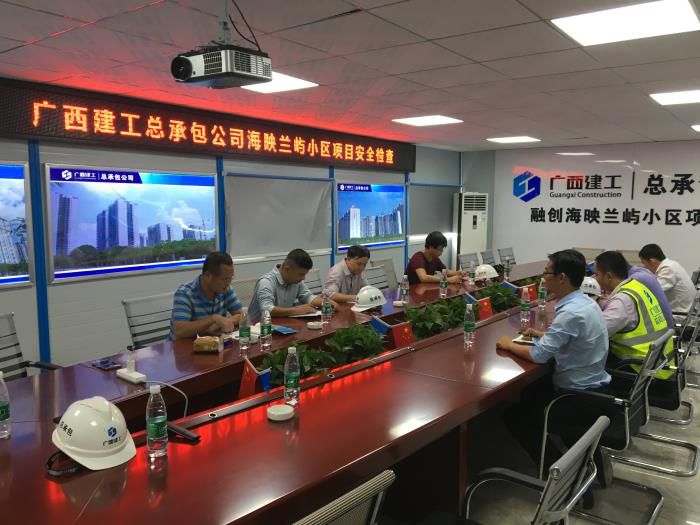 5�ۻ��ֳ��������������� ��700.jpg