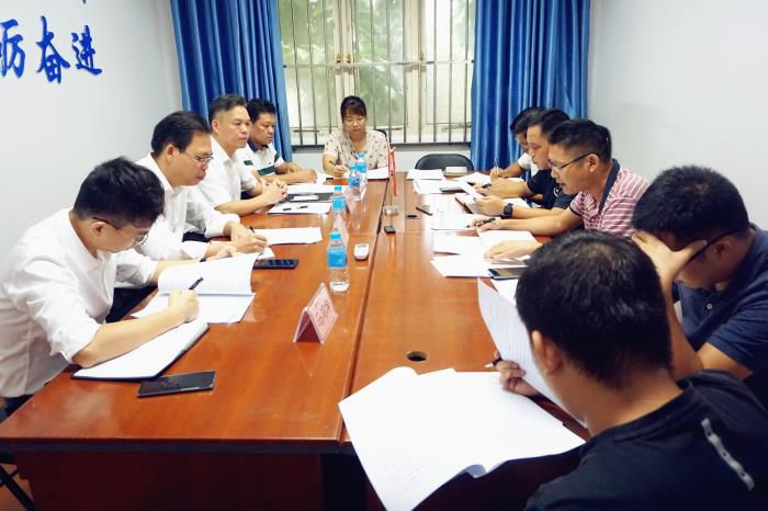 5�ۻ��ֳ�����л΢�� ��700.JPG