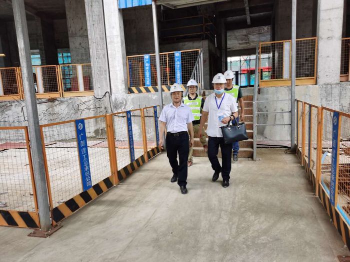 ����ֳ��������� Ҷ���� ��.jpg