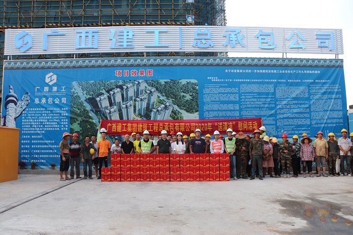 �˶��ֳ��������� ��ϼ ��.JPG