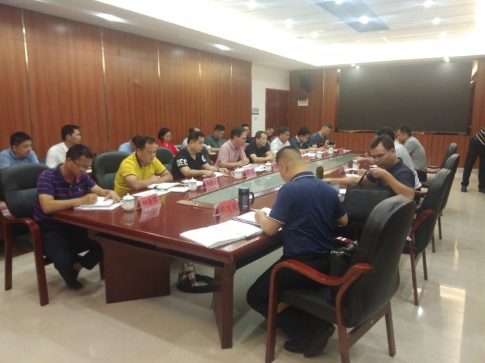 16�ۻ��ֳ��������������� ��.jpg