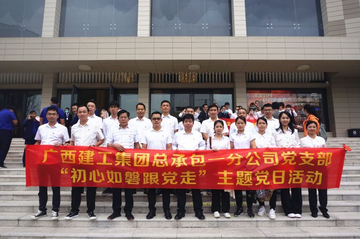 59�˶��ֳ�����������л΢�� ��.jpg