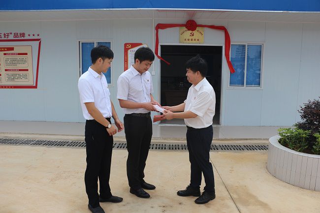 �����ɫ�鼮���������������� �㣨��ͼ��.jpg