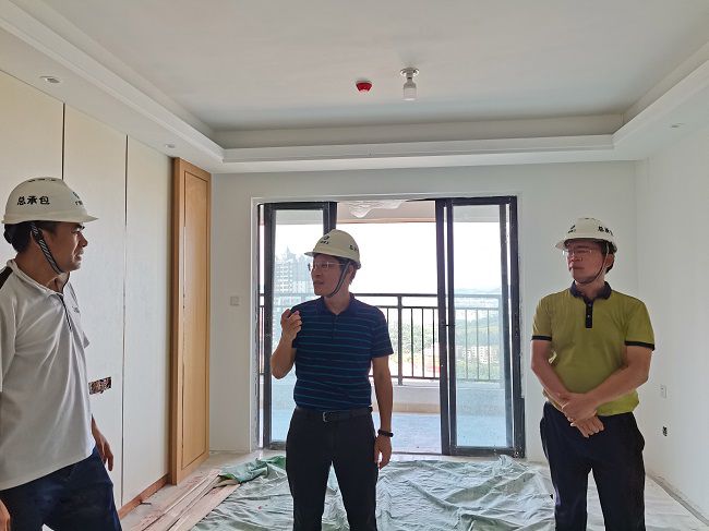 ��Ŀ�ֳ���������Τ��� �㣨��ͼ��.jpg