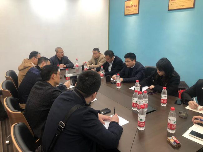 ���оۻ��ֳ������������׿� �㣨��ͼ��.jpg