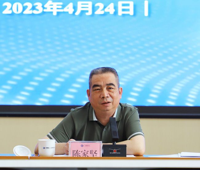 �¼Ҽὲ��������֣ʫ�� ��000������.jpg