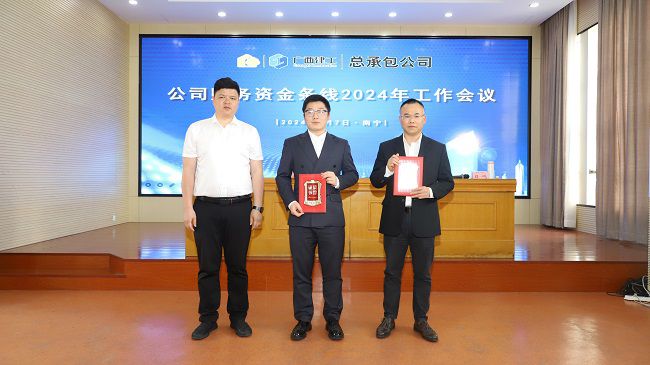 ��˫��Ϊ�Ƚ�С��˽�Ұ佱 ��ͼ.JPG